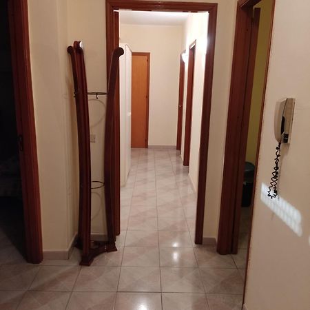 Casa Helios Con Ascensore Lentini Δωμάτιο φωτογραφία